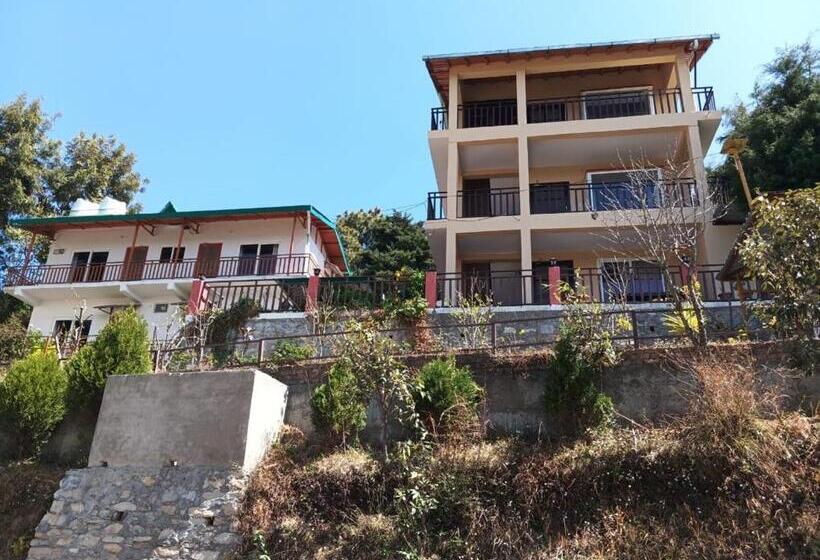 Pensão Khushi Cottage