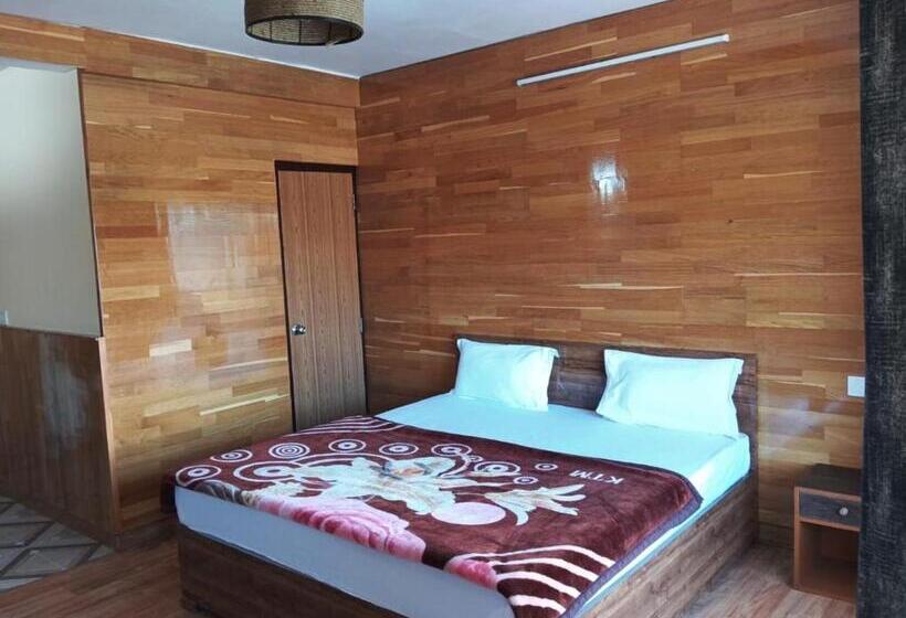 Pensão Khushi Cottage