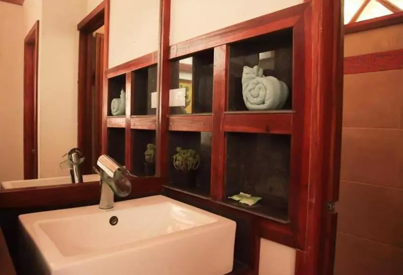پانسیون Villa # 3   High End Studio Apartment