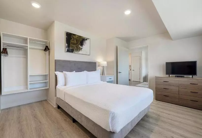 Soka Suites Dallas  Las Colinas