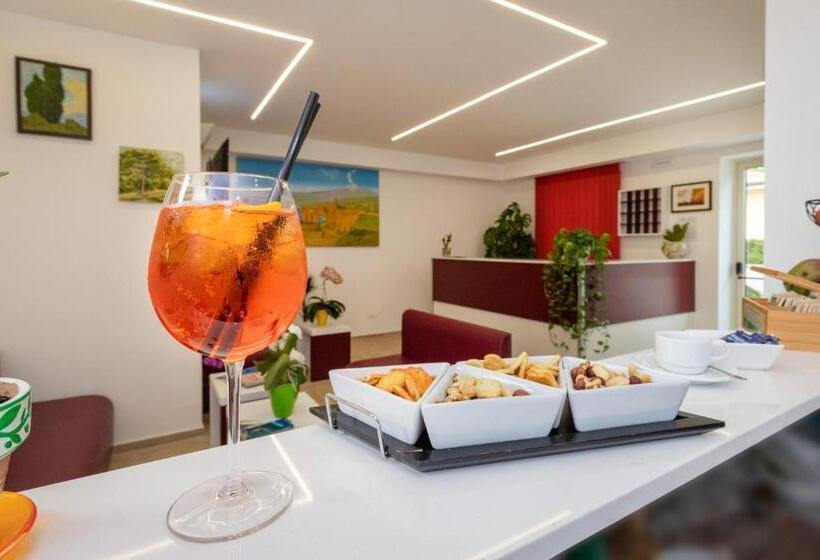 هتل Dipladenia Garden Country Resort