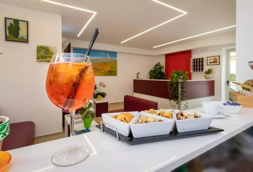 هتل Dipladenia Garden Country Resort