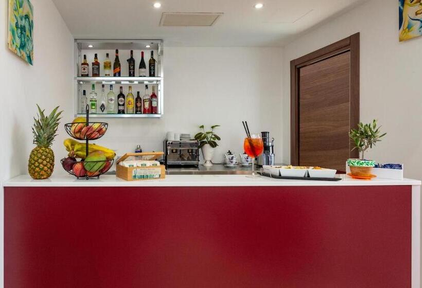 هتل Dipladenia Garden Country Resort