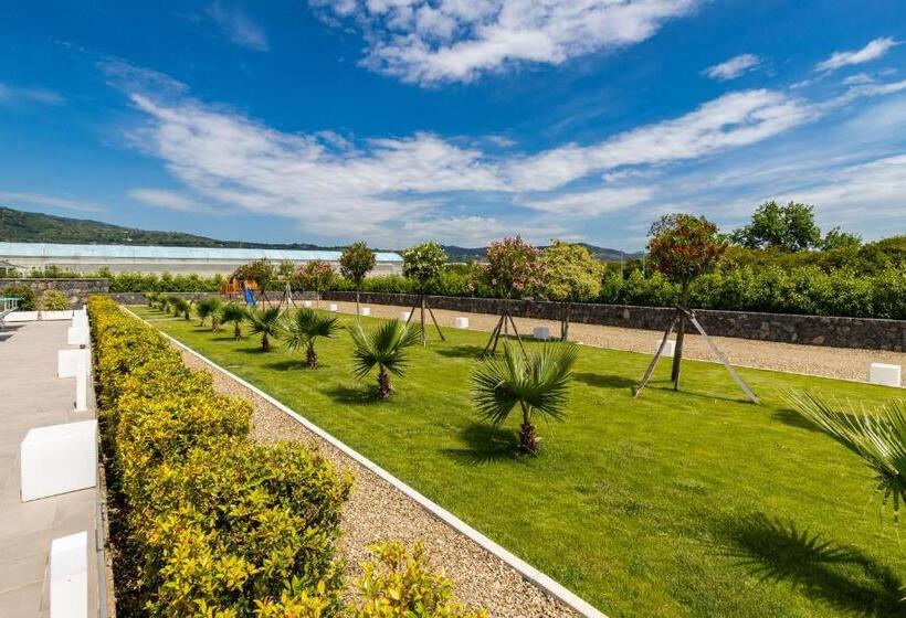 هتل Dipladenia Garden Country Resort