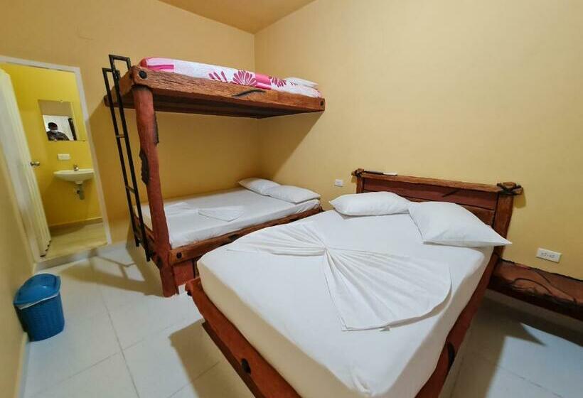 בית מלון כפרי El Emperador Doradal