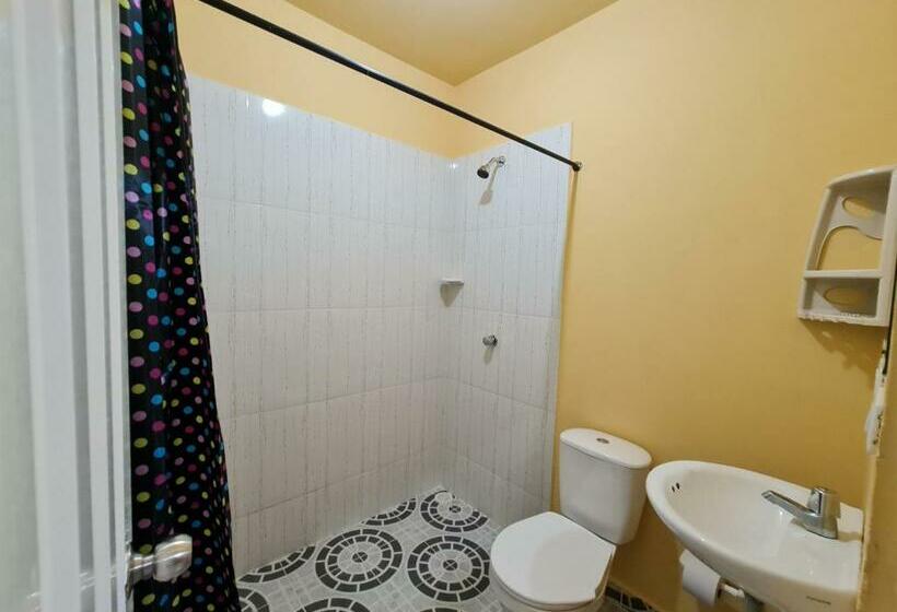 בית מלון כפרי El Emperador Doradal