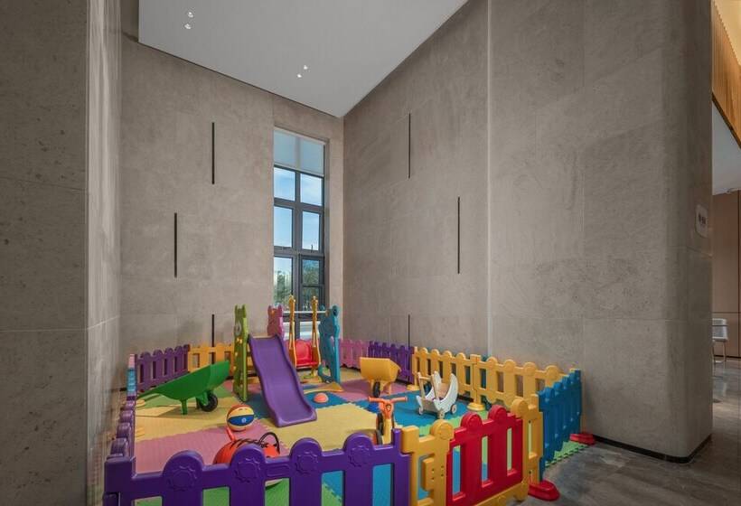 فندق Holiday Inn Express Yixing, An Ihg