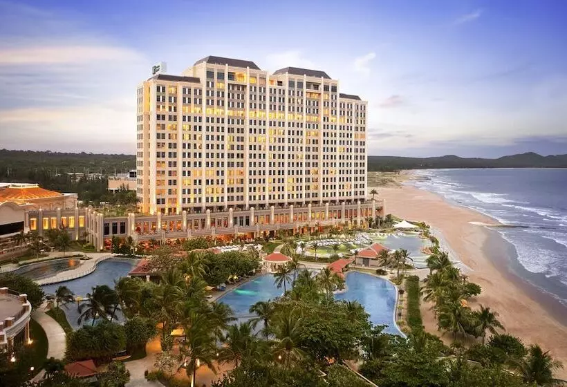 ホテル Holiday Inn Resort Ho Tram Beach, An Ihg