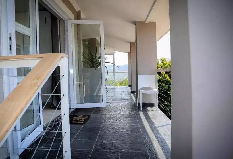 هتل Mogi Boutique