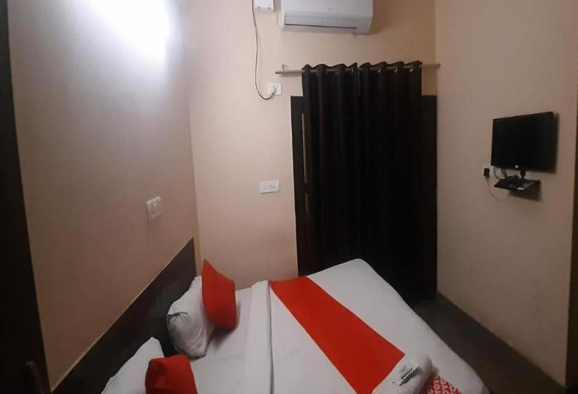 בית מלון כפרי Oyo 80993 Mango Tree