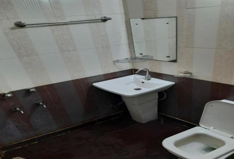 בית מלון כפרי Oyo 80993 Mango Tree