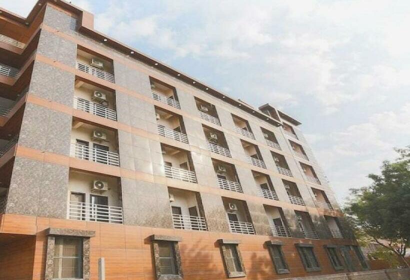 בית מלון כפרי Oyo 80993 Mango Tree