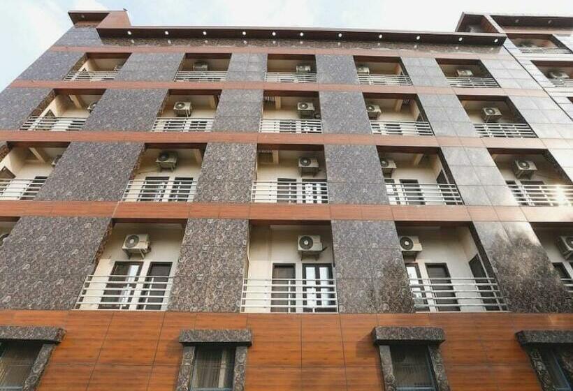 בית מלון כפרי Oyo 80993 Mango Tree