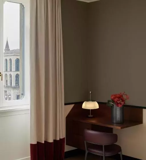 پانسیون Amabilia Suites