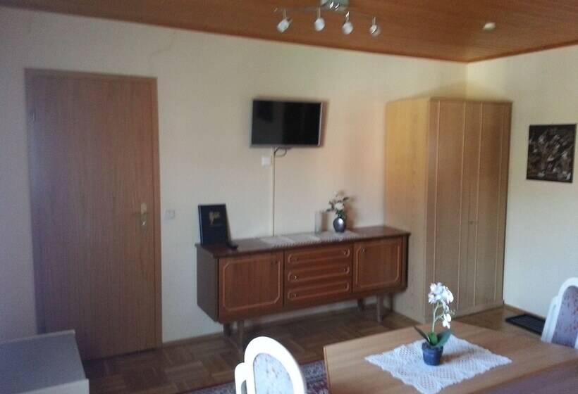 ペンション Gasthof Engel Steinbach