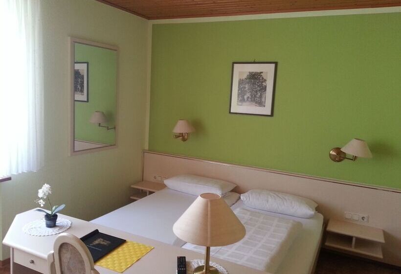 ペンション Gasthof Engel Steinbach