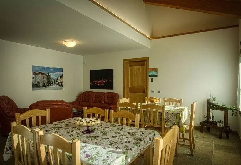 Majatalo Paesemio Cervarezza Di Bolzoni Maria Graziella