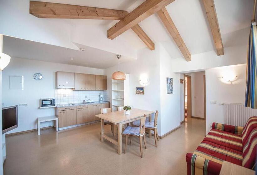 Apparthotel Feldhof   Living And Bistro