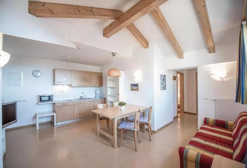 Apparthotel Feldhof   Living And Bistro