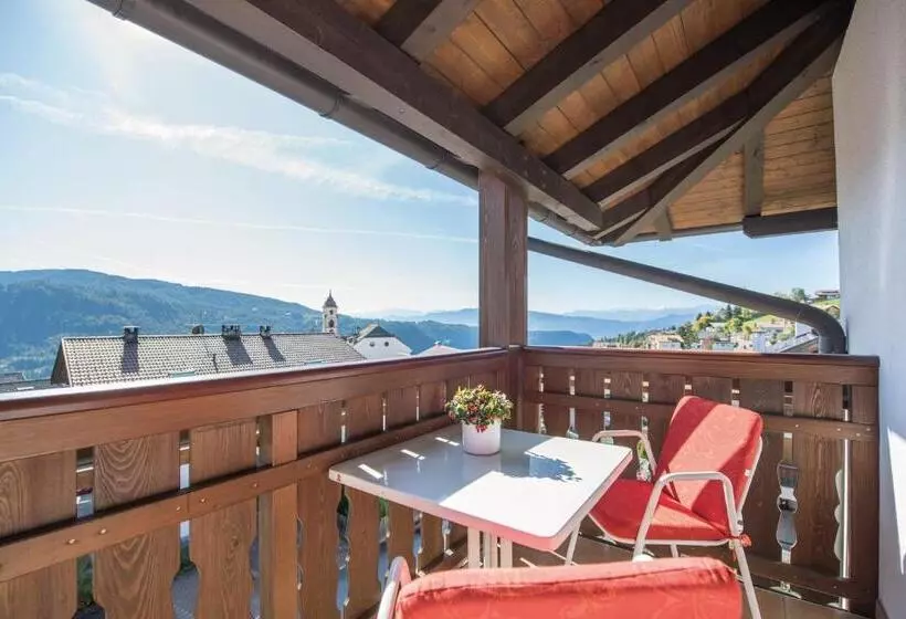 Apparthotel Feldhof   Living And Bistro