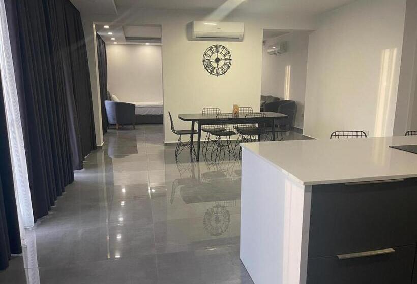 ホテル Courtyard Long Beach Holiday Resort