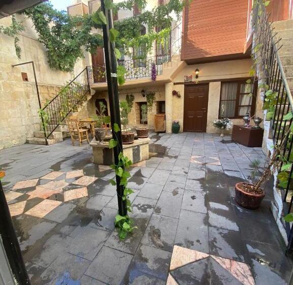 هتل şirvani Konağı