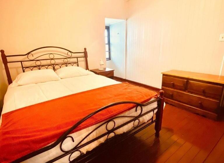 هتل La Casa De Doña Cata