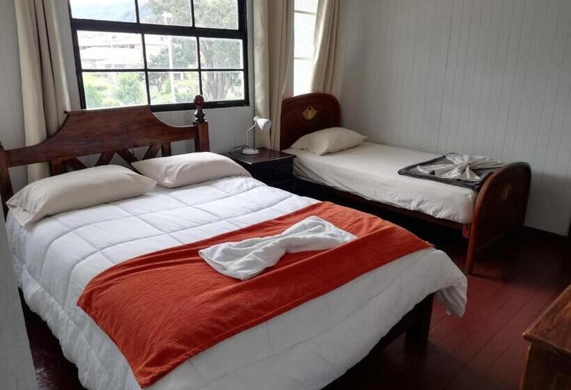 هتل La Casa De Doña Cata