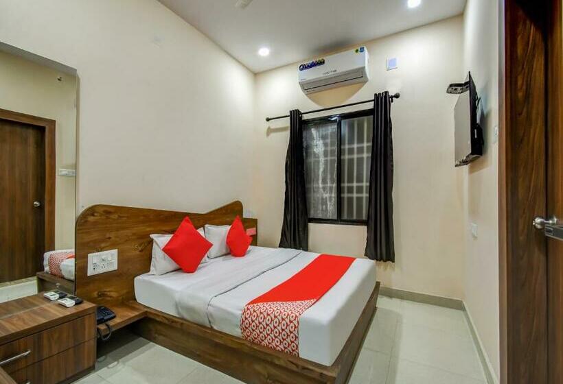 בית מלון כפרי Oyo 79654 Pacific