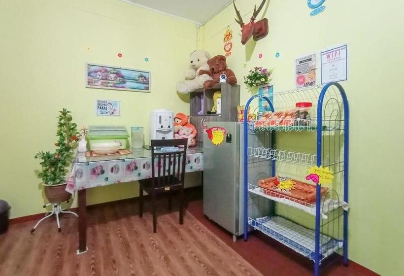 בית מלון כפרי Oyo 90263 Fait S Countryside Homestay