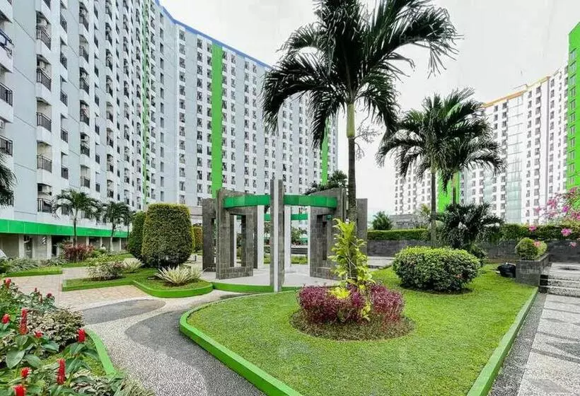 Hotelli Redliving Apartemen Green Lake View Ciputat   Farida Property Tower E