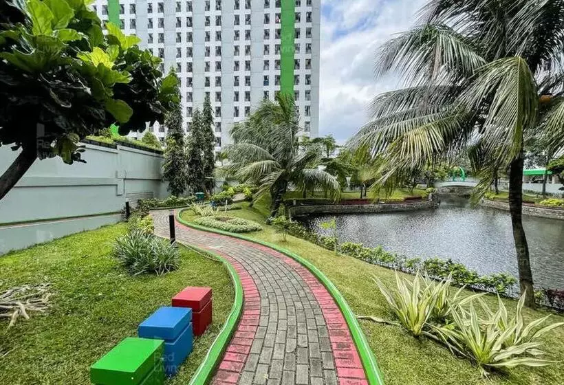 Hotelli Redliving Apartemen Green Lake View Ciputat   Farida Property Tower E