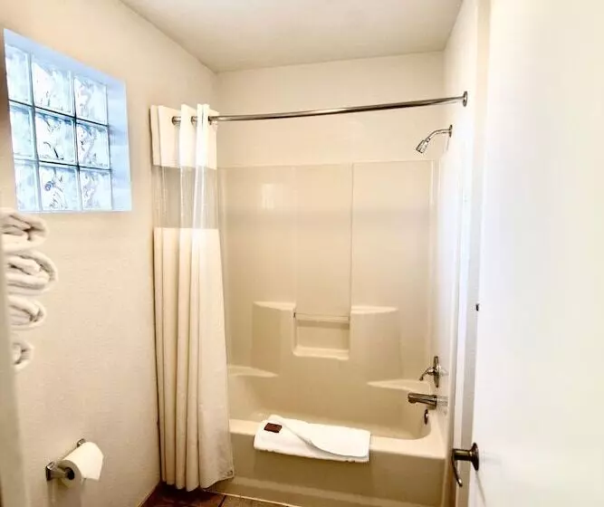 ホテル Reeds Lodge