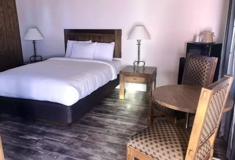 ホテル Reeds Lodge