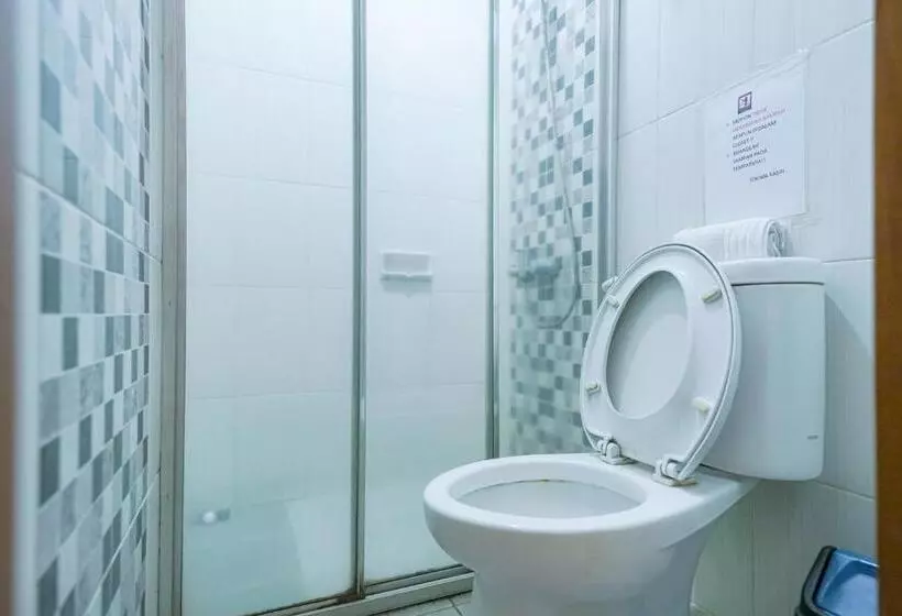 Urbanview Hotel 58 Bintaro By Reddoorz