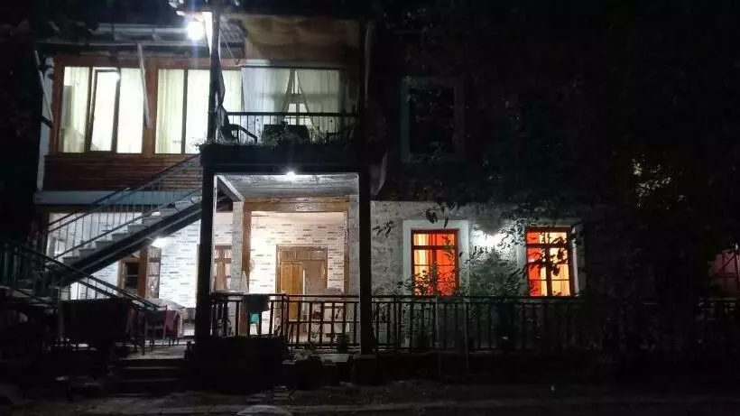 پانسیون Alex B&b