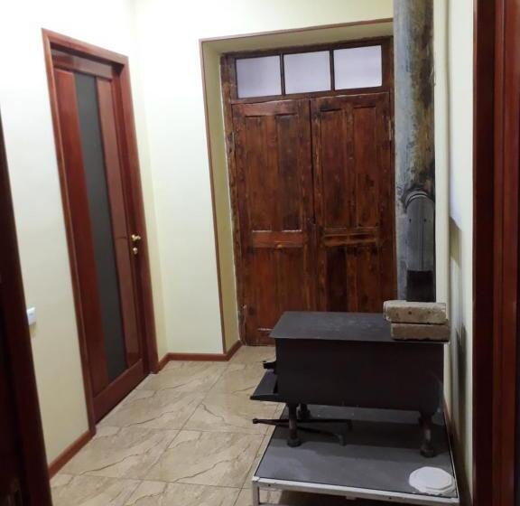 پانسیون Alex B&b