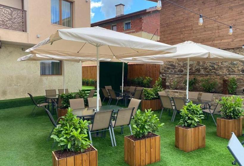 פנסיון Guest House Wishmore