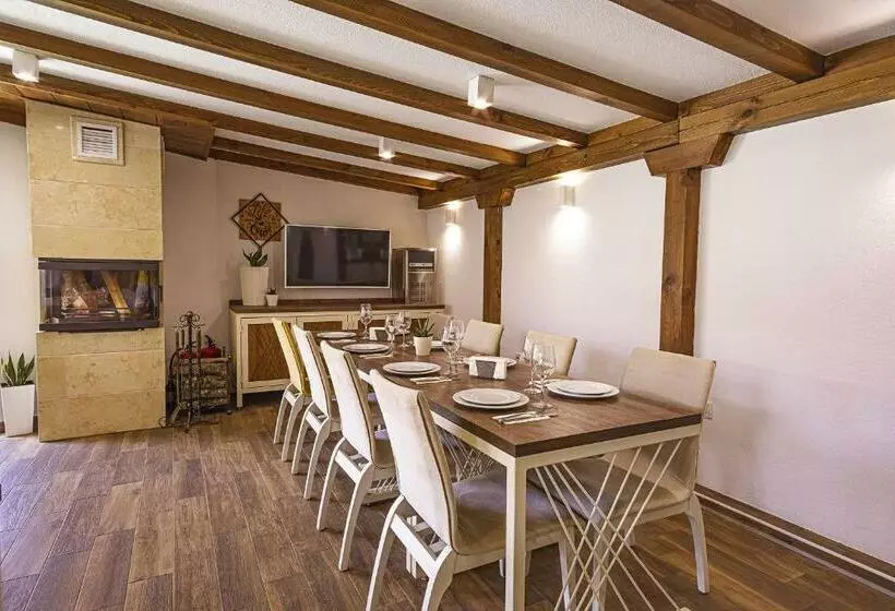 Majatalo Guest House Wishmore