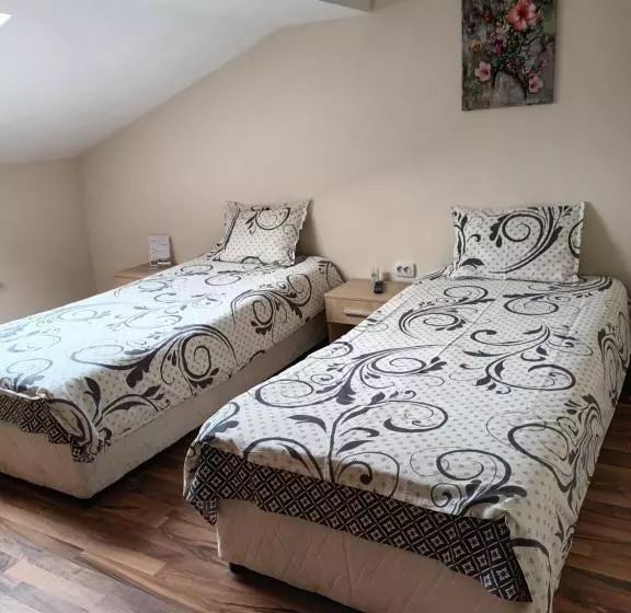پانسیون Guest Rooms Bansko