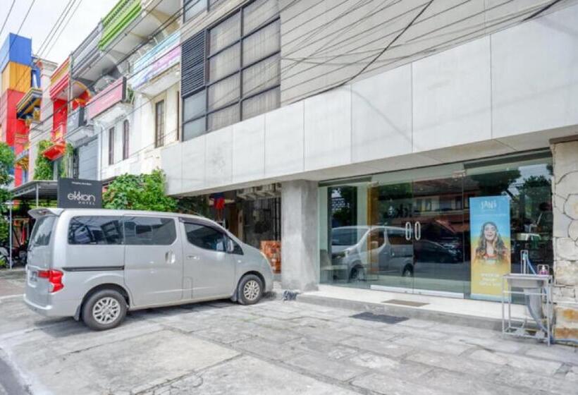 Sans Hotel Ekkon Yogyakarta By Reddoorz
