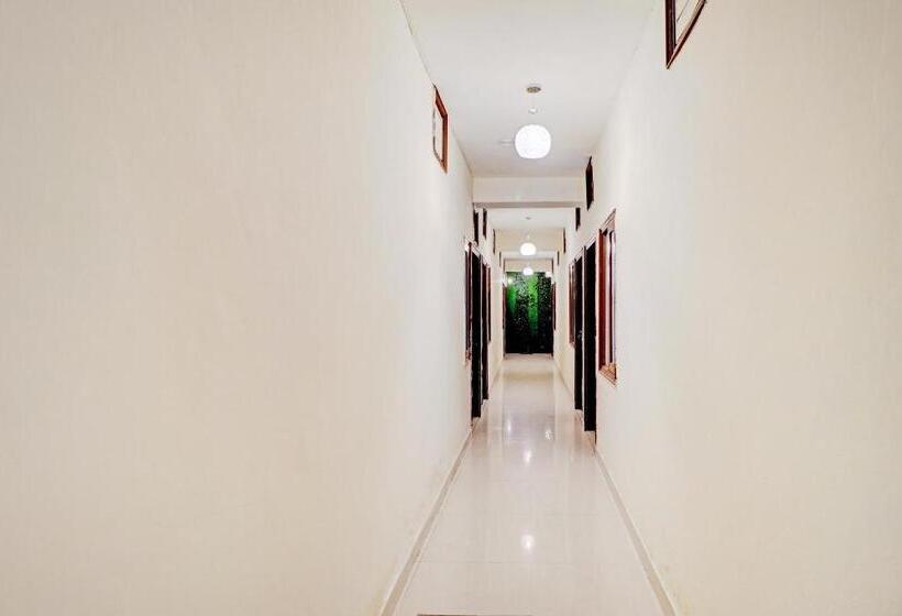 Отель O Sky View