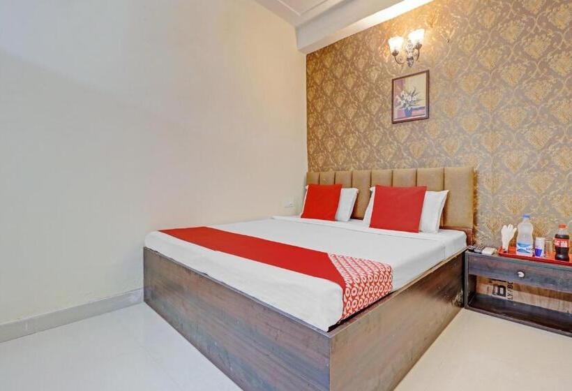 Отель O Sky View