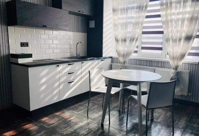 Retkeilymaja Chayka Home