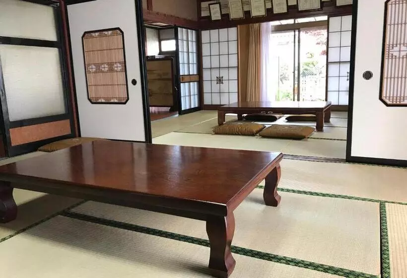 Aamiaismajoitus (B&B) Relaxing House De Akemi