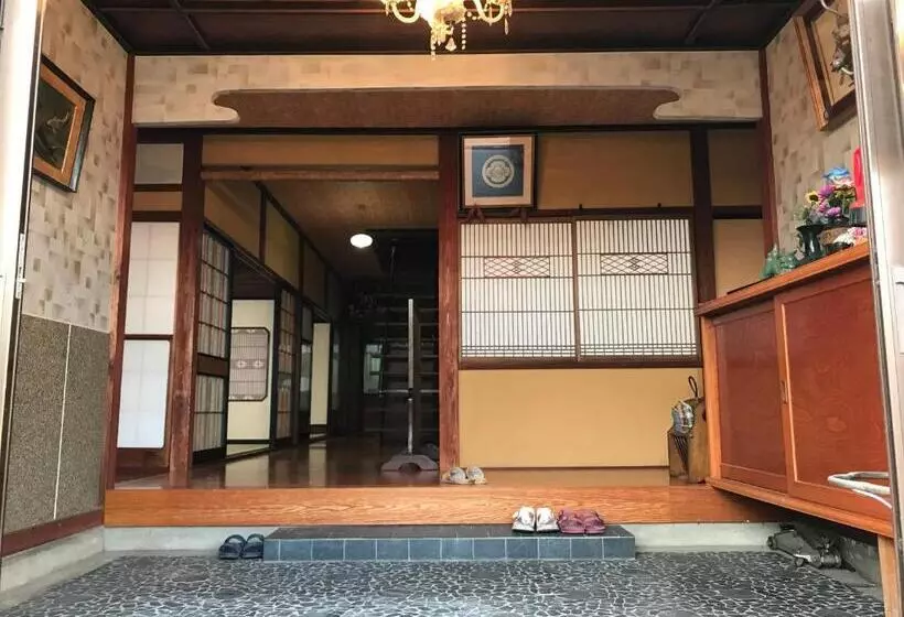 Aamiaismajoitus (B&B) Relaxing House De Akemi