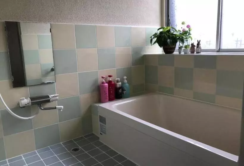 Aamiaismajoitus (B&B) Relaxing House De Akemi