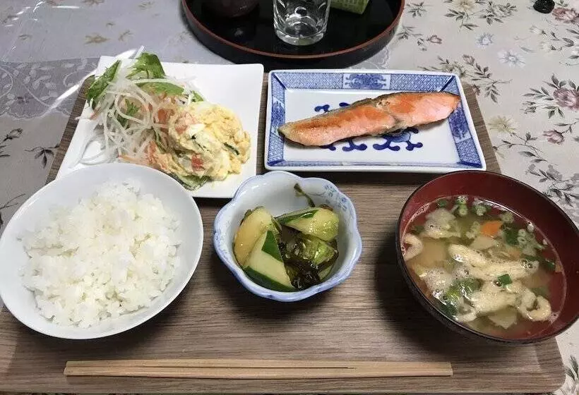 Aamiaismajoitus (B&B) Relaxing House De Akemi