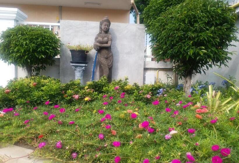 Szálloda Fancy Carp Resort Hua Hin