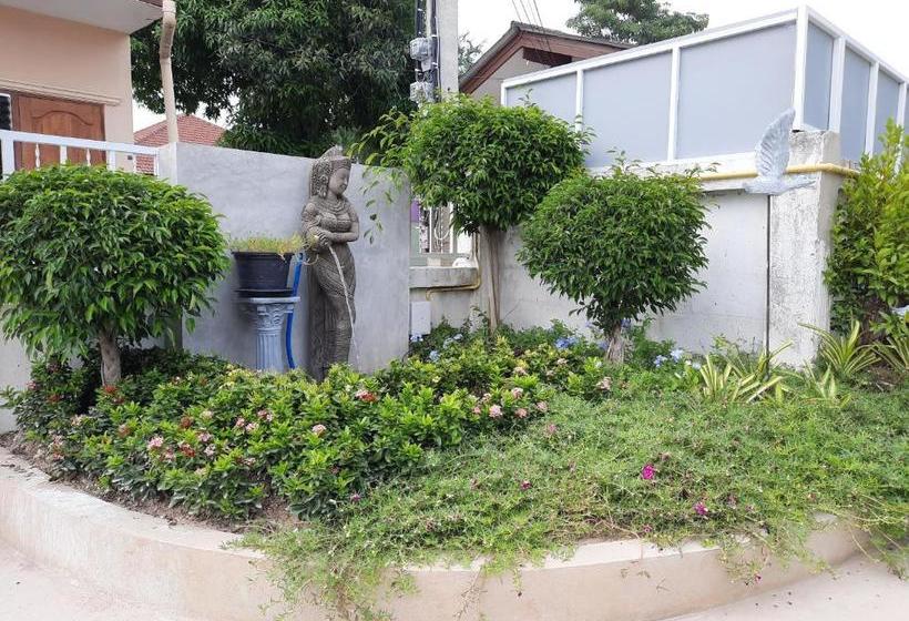 Szálloda Fancy Carp Resort Hua Hin